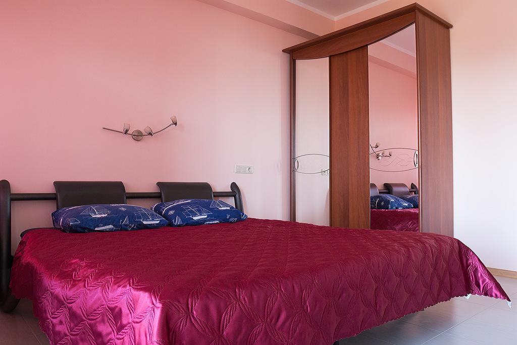 Guest House Arlen Gantiadi Exterior foto